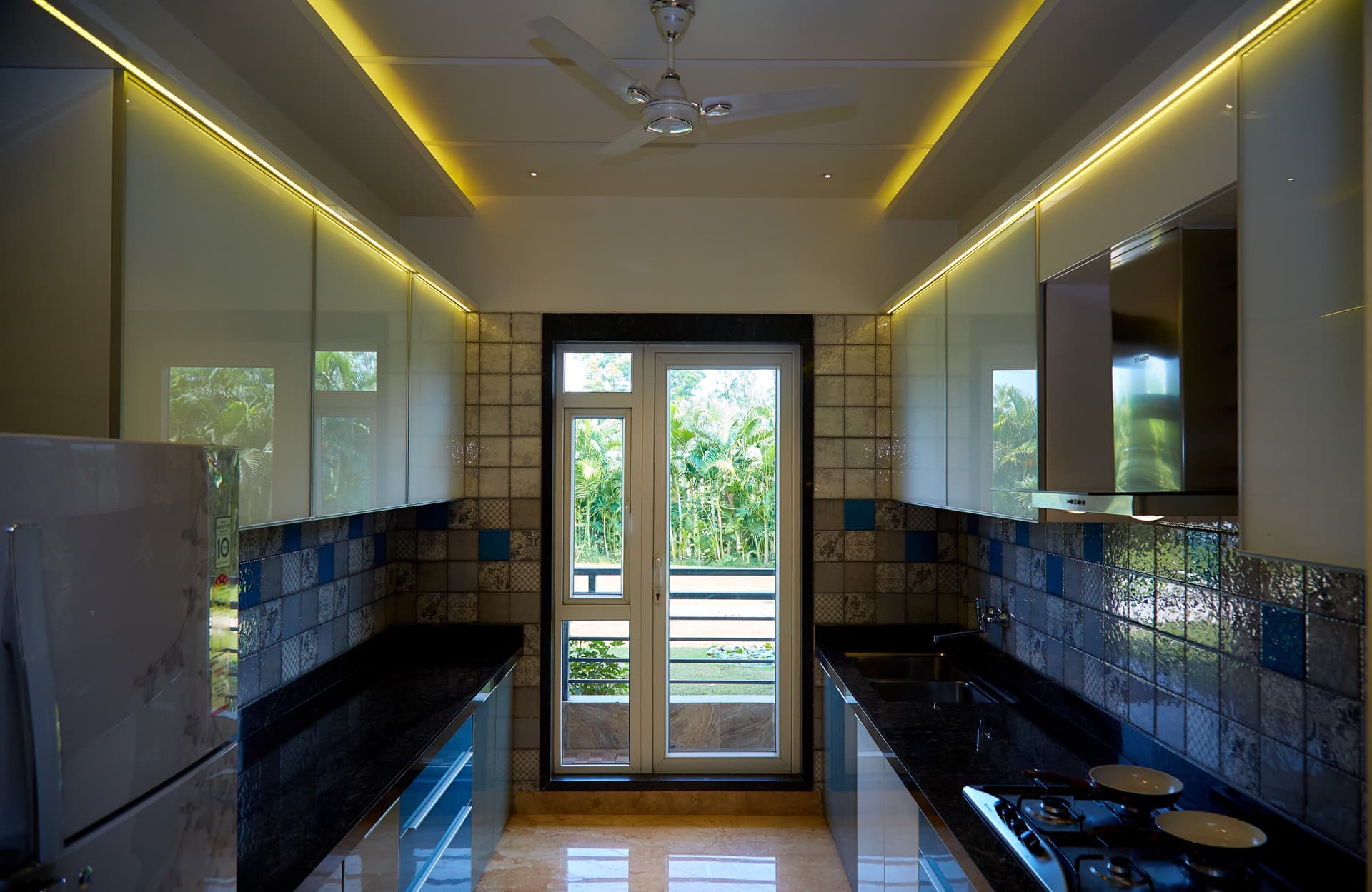 Modern modular kitchen in Sai World City luxury apartments Panvel